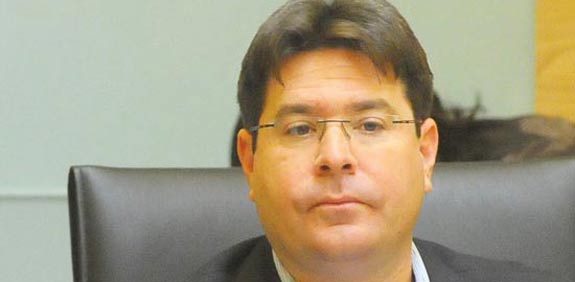 אופיר אקוניס, יו``ר ועדת הכלכלה / צלם:איל יצהר